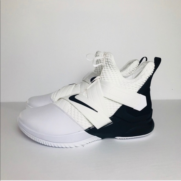black and white lebron soldier 12
